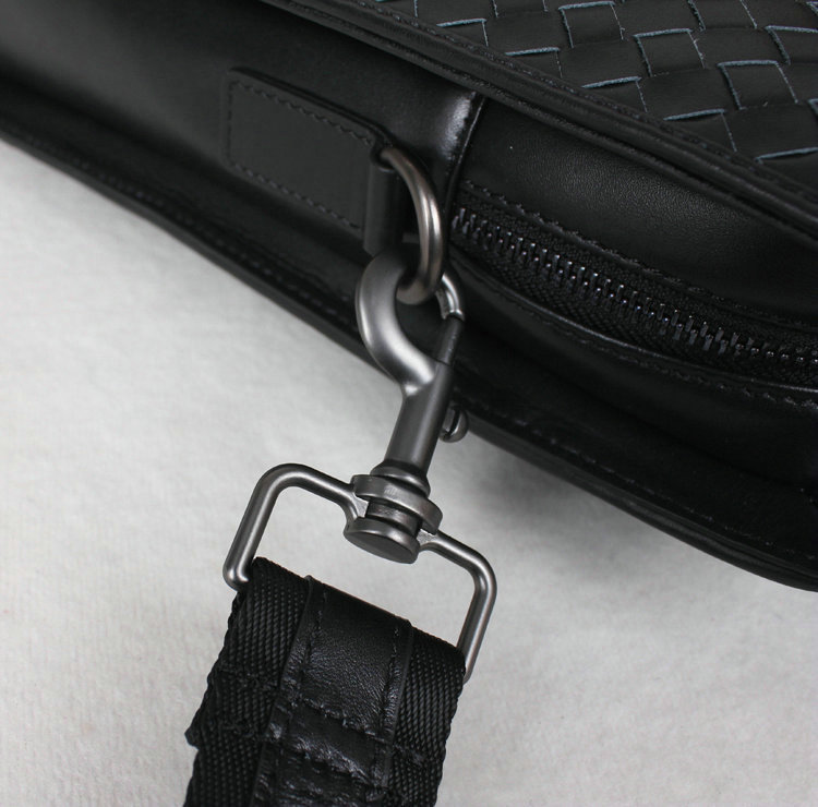 Bottega Veneta intrecciato VN briefcase M80001A black